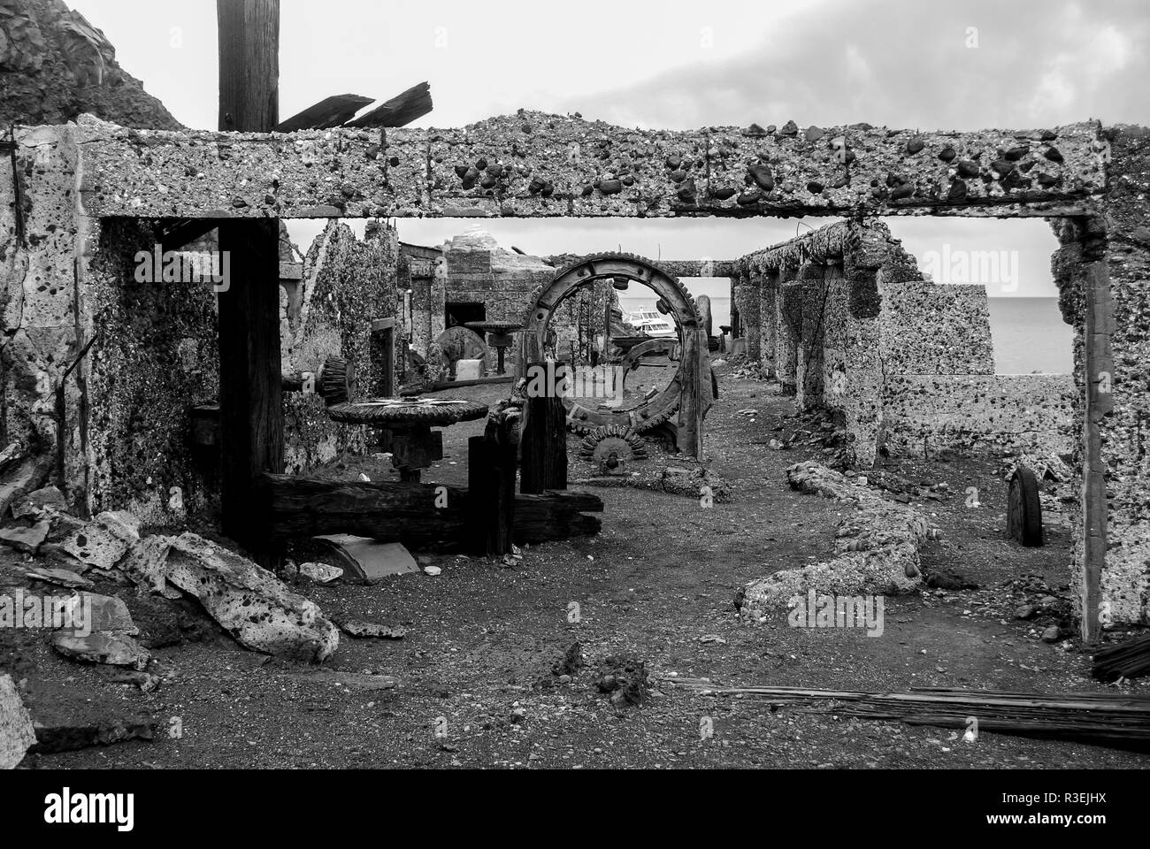 Ein verlassenes Bauwerk auf White Island, Neuseeland Stockfoto