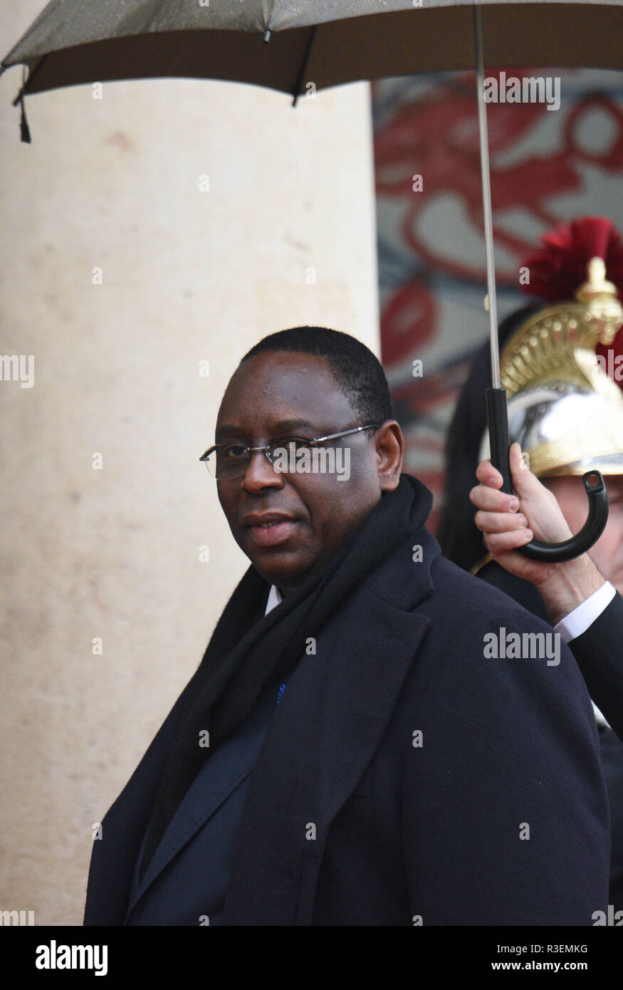 November 11, 2018 - Paris, Frankreich: Senegals Präsident Macky Sall kommt an der Elysee Palast der Armistice Day Gedenken zu verbinden. Plus de 60 Chefs d'Etat et de gouvernement et dirigeants de Grandes Institutionen internationales ont fait le deplacement ein Paris assister à la Gedenken du centieme Anniversaire de l'Armistice du 11 Novembre 1918 gießen. *** Frankreich/KEINE VERKÄUFE IN DEN FRANZÖSISCHEN MEDIEN *** Stockfoto