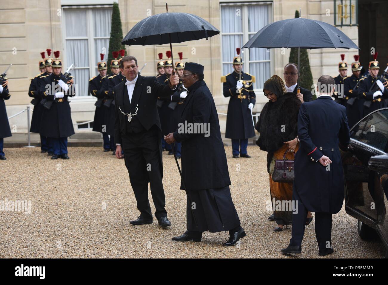November 11, 2018 - Paris, Frankreich: tschads Präsident Idriss Déby kommt an der Elysee Palast der Armistice Day Gedenken zu verbinden. Plus de 60 Chefs d'Etat et de gouvernement et dirigeants de Grandes Institutionen internationales ont fait le deplacement ein Paris assister à la Gedenken du centieme Anniversaire de l'Armistice du 11 Novembre 1918 gießen. *** Frankreich/KEINE VERKÄUFE IN DEN FRANZÖSISCHEN MEDIEN *** Stockfoto