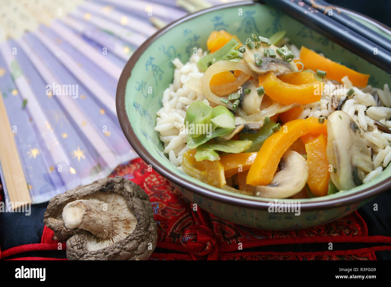 Gemüse mit Reis Stockfoto