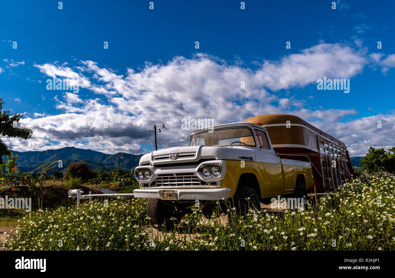 Classic Ford F250 in Guatemala Stockfoto