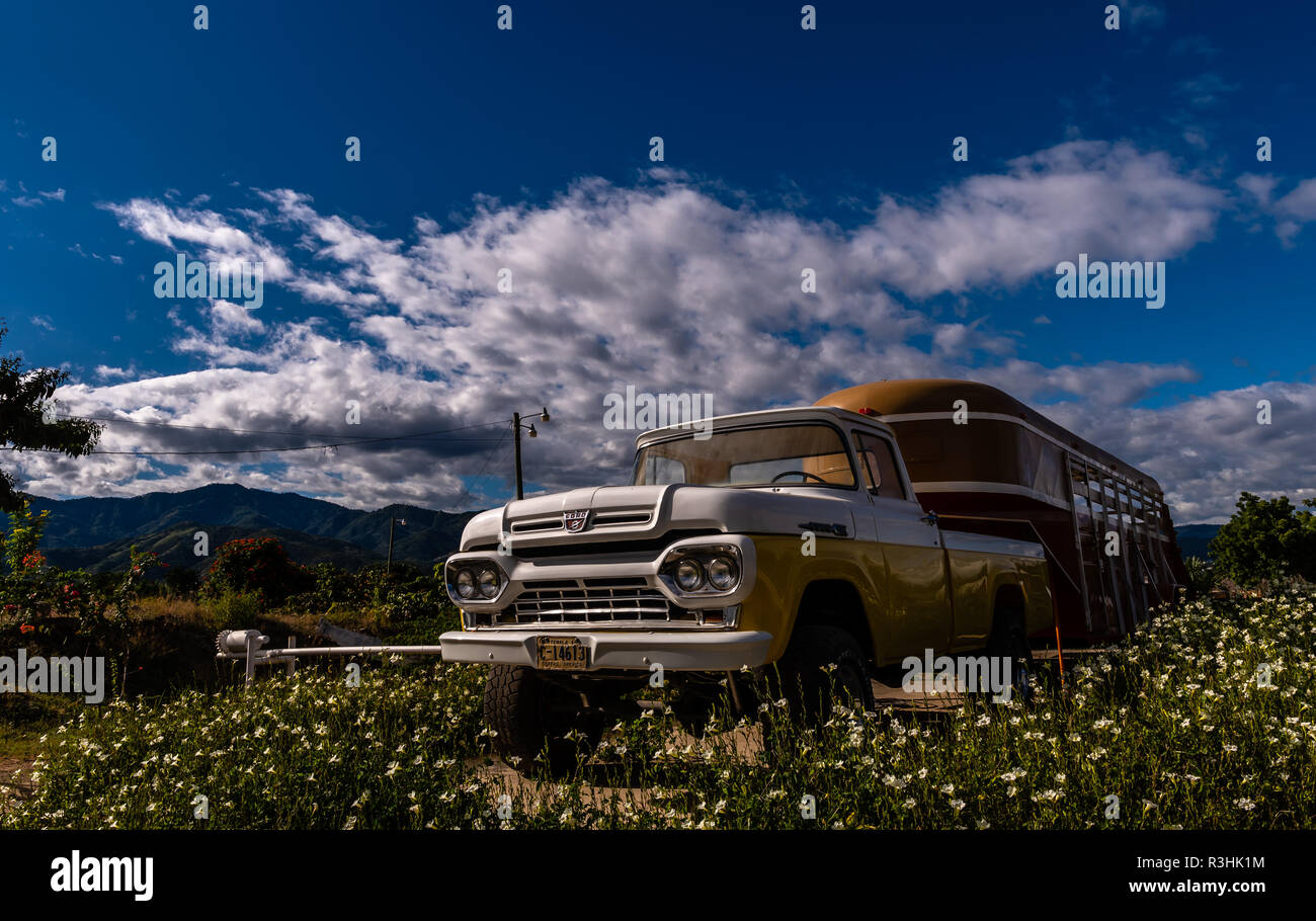 Classic Ford F250 in Guatemala Stockfoto