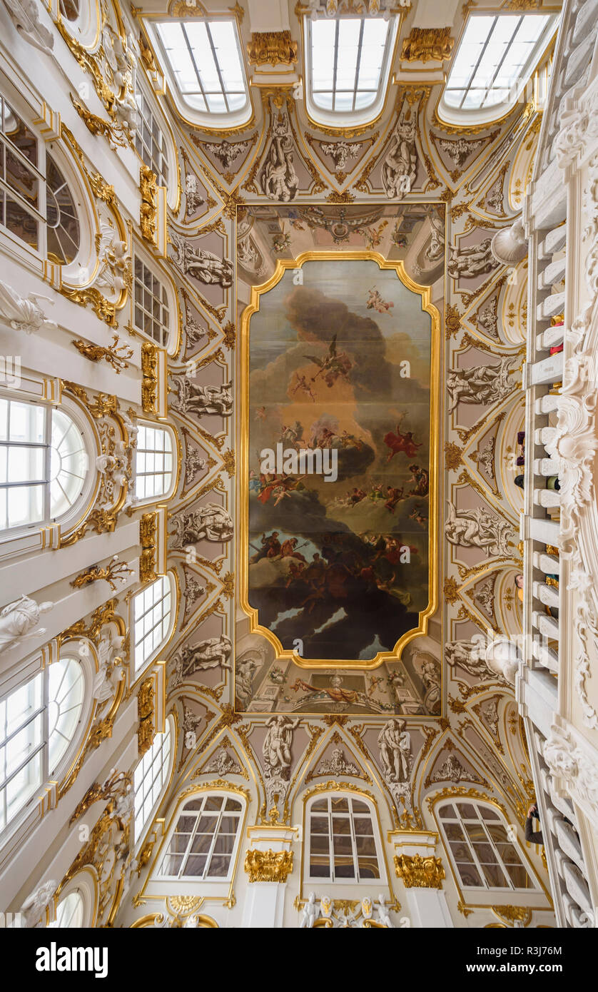 Interieur, Decke der Eremitage, Winter Palast, St. Petersburg, Russland Stockfoto