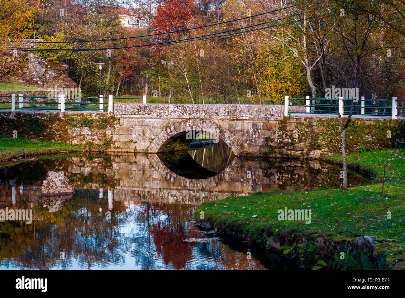 Salto Montalegre mittelalterliche Brücke in Portugal Trás-os-Montes Stockfoto