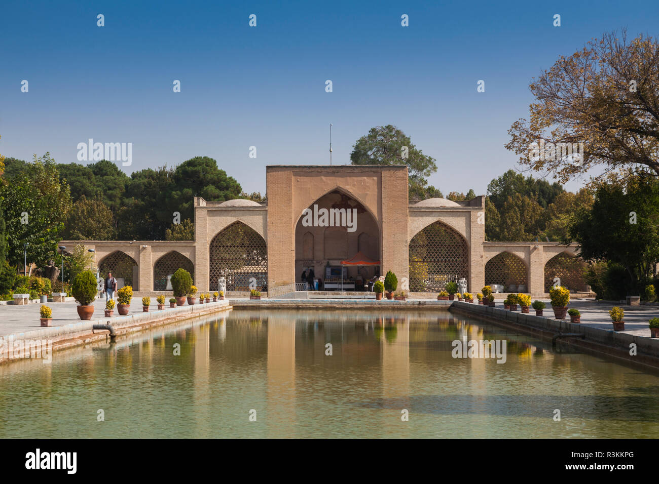 Zentrale Iran, Esfahan, Decorative Arts Museum, Hof Stockfoto