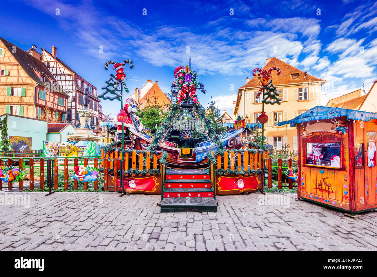Colmar, Frankreich - Dezember 2017. Colmar Weihnachtsmarkt für Kinder, Petite Venise im Elsass. Stockfoto
