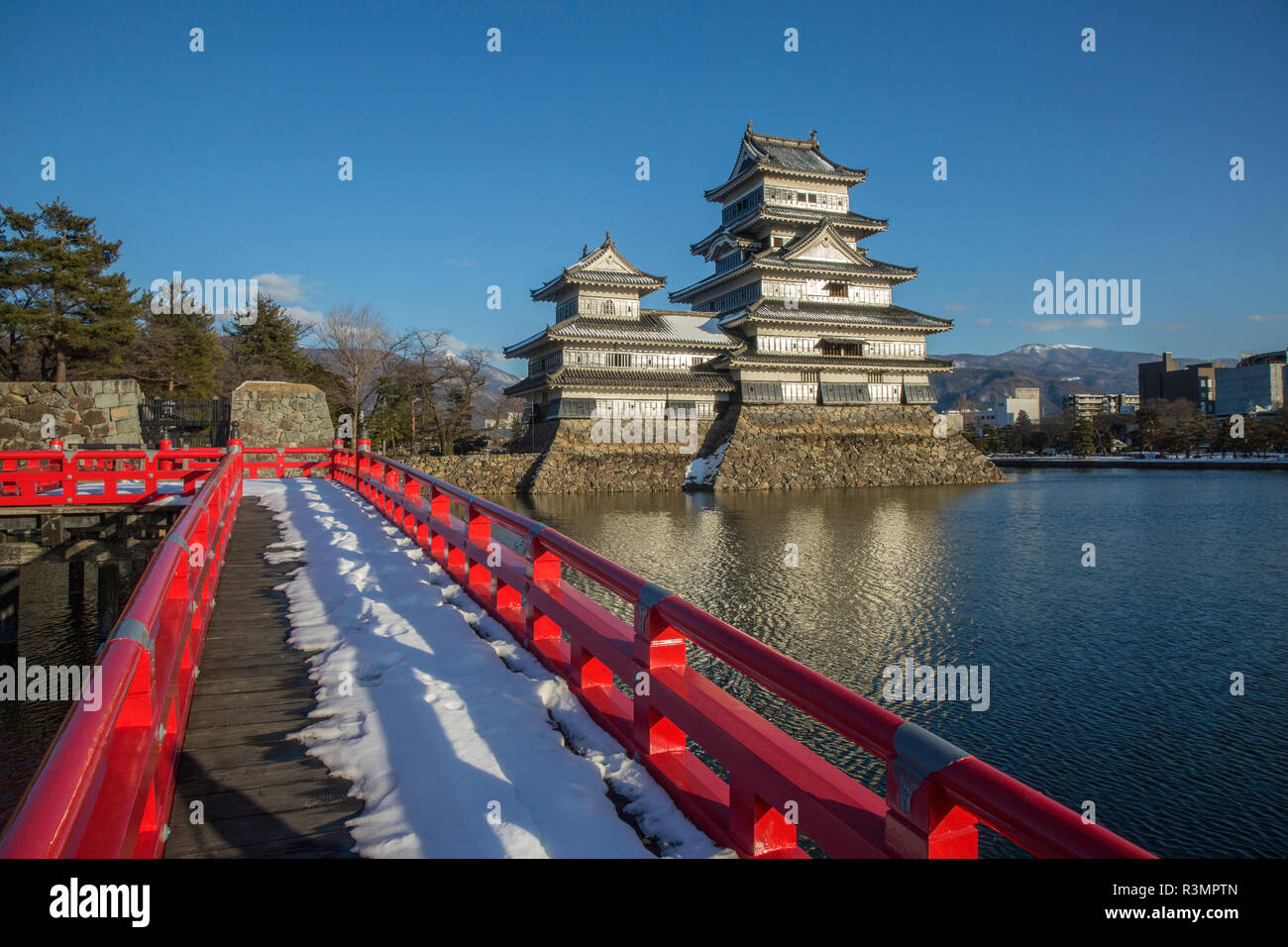Japan, Nagano. 16. jahrhundert Schloß Matsumoto. Kredit als: Jim Zuckerman/Jaynes Galerie/DanitaDelimont.com Stockfoto