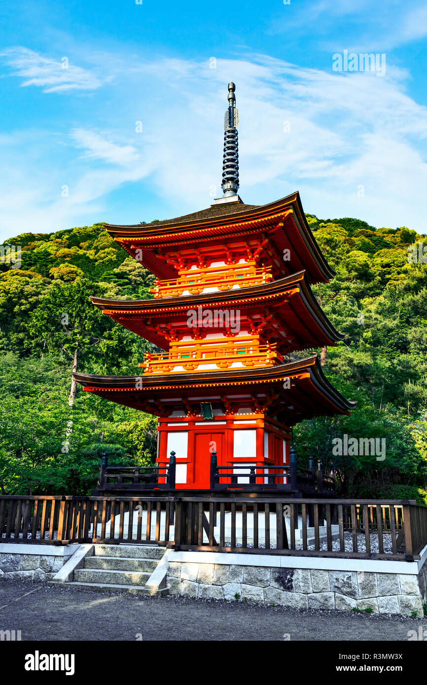 Kyoto, Japan. Drei-stöckige Pagode in Taisan-ji-Tempel in der Nähe Kiyomizu-dera Tempel Stockfoto