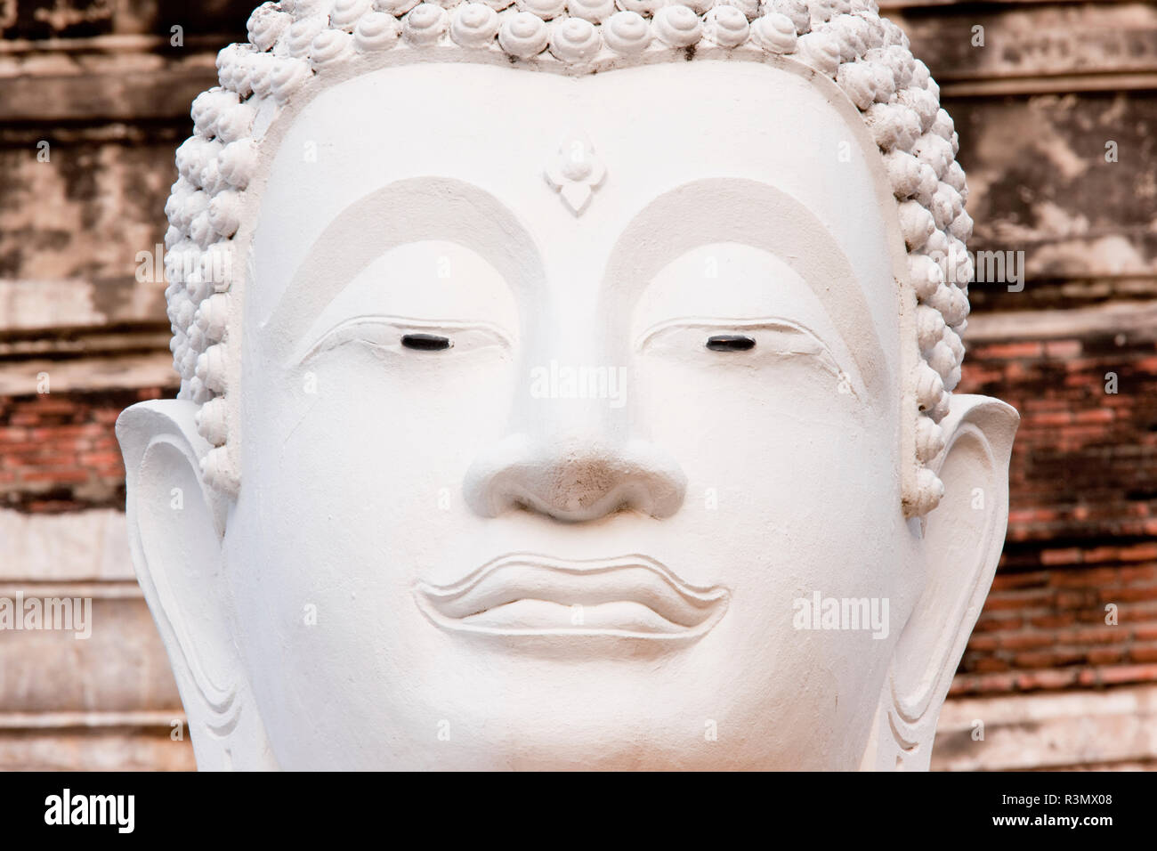 Nahaufnahme der Mönche" Statue in Ayutthaya Historical Park, Thailand Stockfoto