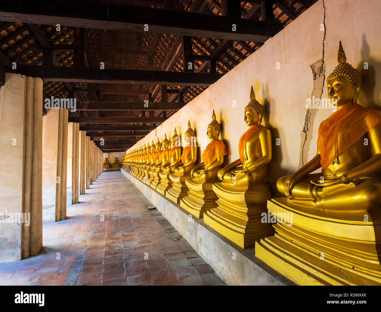 Südostasien, Ayutthaya, der Buddha im Wat Maha That Stockfoto