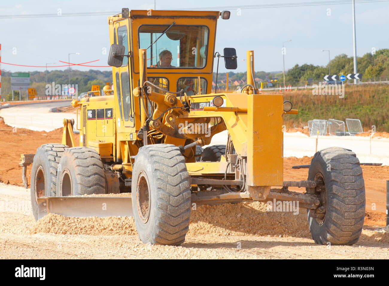 Ein Caterpillar 14G Grader bei der Arbeit auf dem Bau von FARRRS Link Road, die jetzt als die großen Yorkshire Weise bekannt. Stockfoto