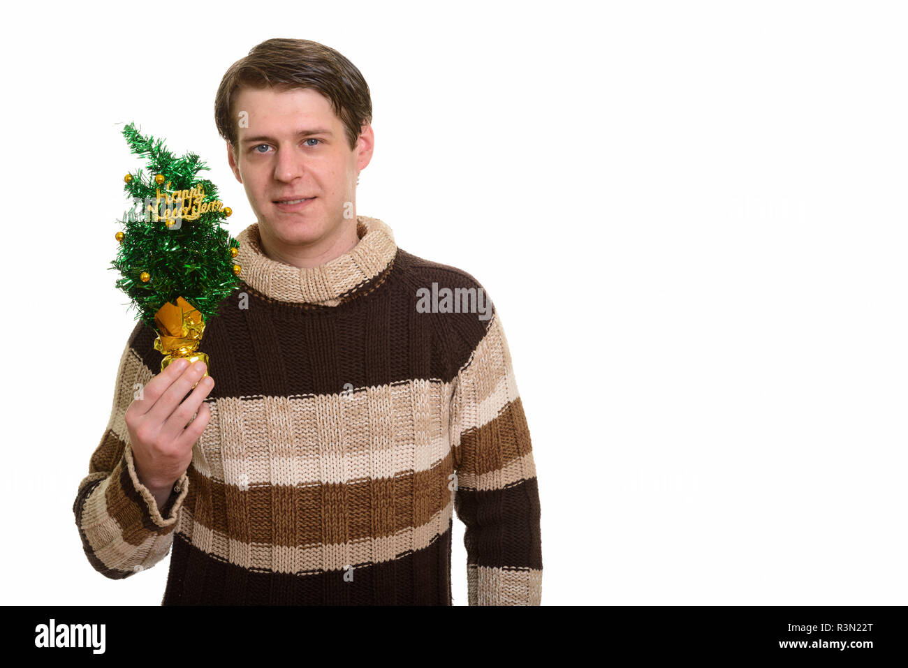 Happy stattlichen kaukasischen Mann, Frohes Neues Jahr Baum Stockfoto