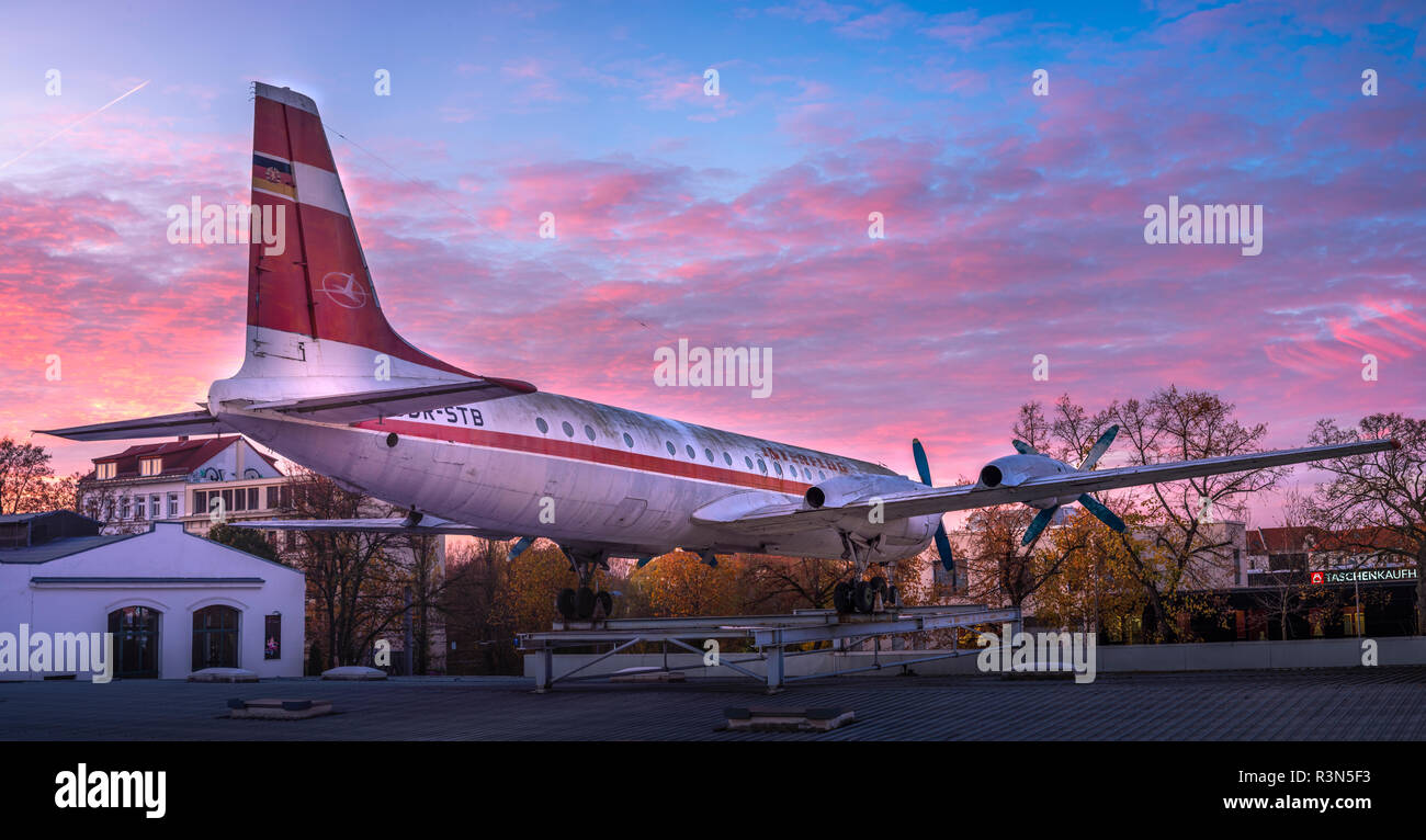 Interflug DDR-STB, Da Capo Museum Leipzig Plagwitz, Sonnenuntergang, Deutschland Stockfoto