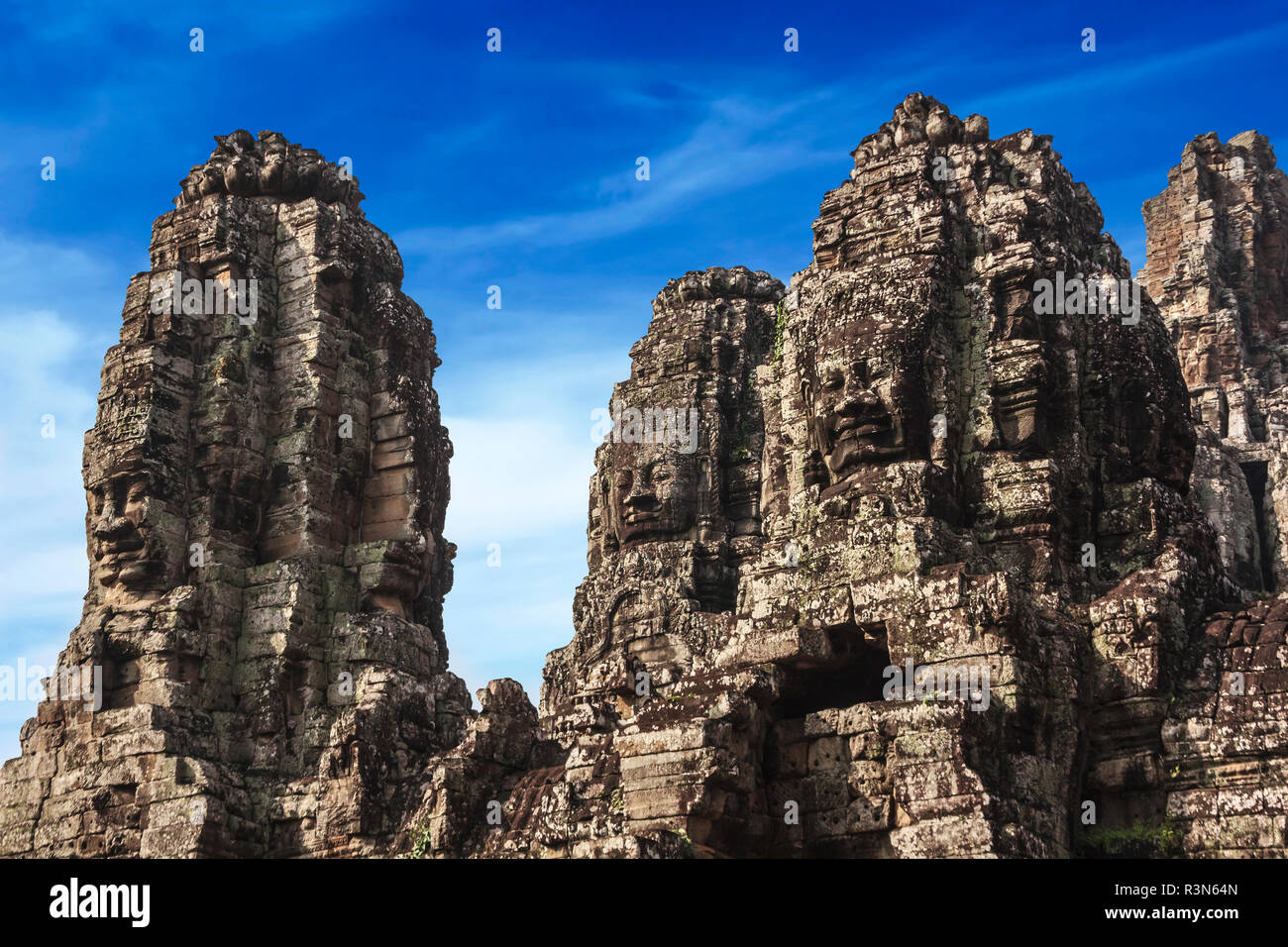 Siem Reap, Kambodscha. Antike Ruinen und Türme des Bayon Tempel in Angkor Thom Stockfoto