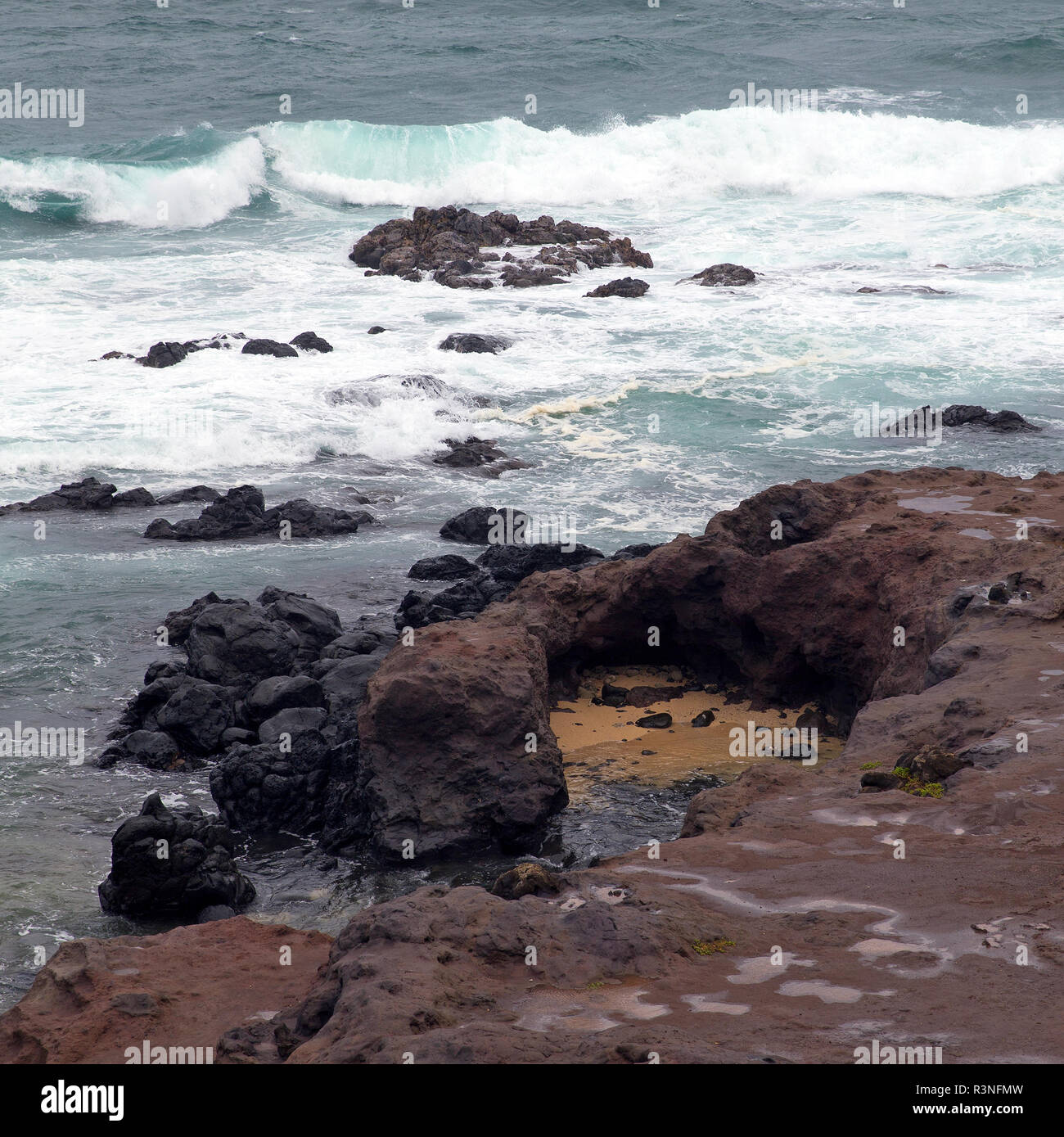 Lava Rock closeup am Ufer der Insel Maui Stockfoto