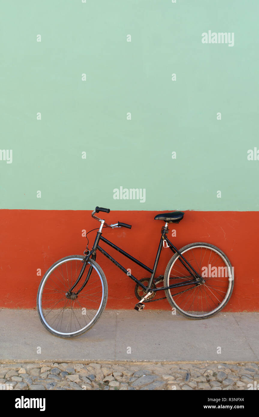 Alte schwarz Fahrrad Stockfoto