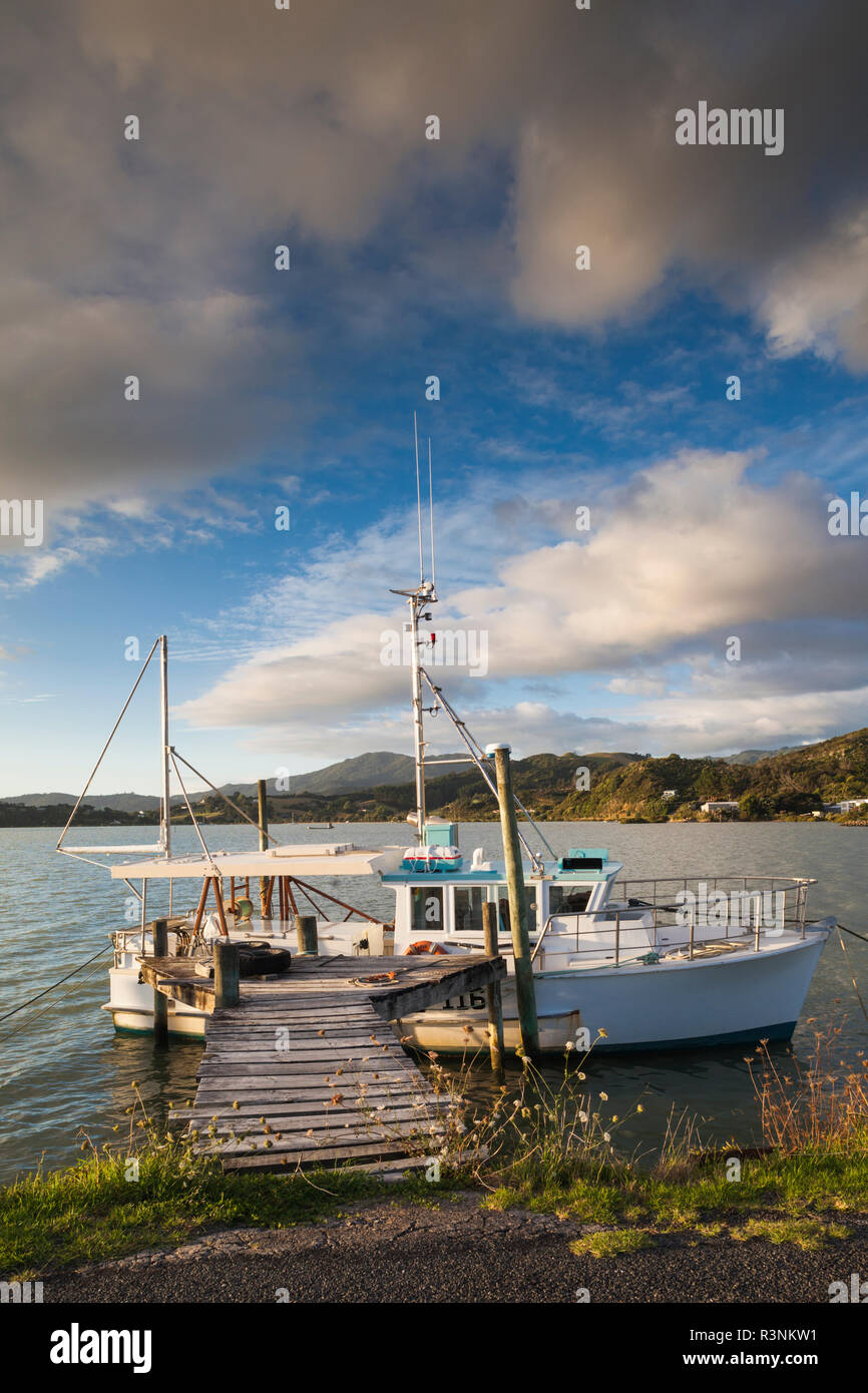 Neuseeland, Nordinsel, Coromandel Halbinsel. Coromandel Town, commercial Wharf, Sonnenuntergang Stockfoto