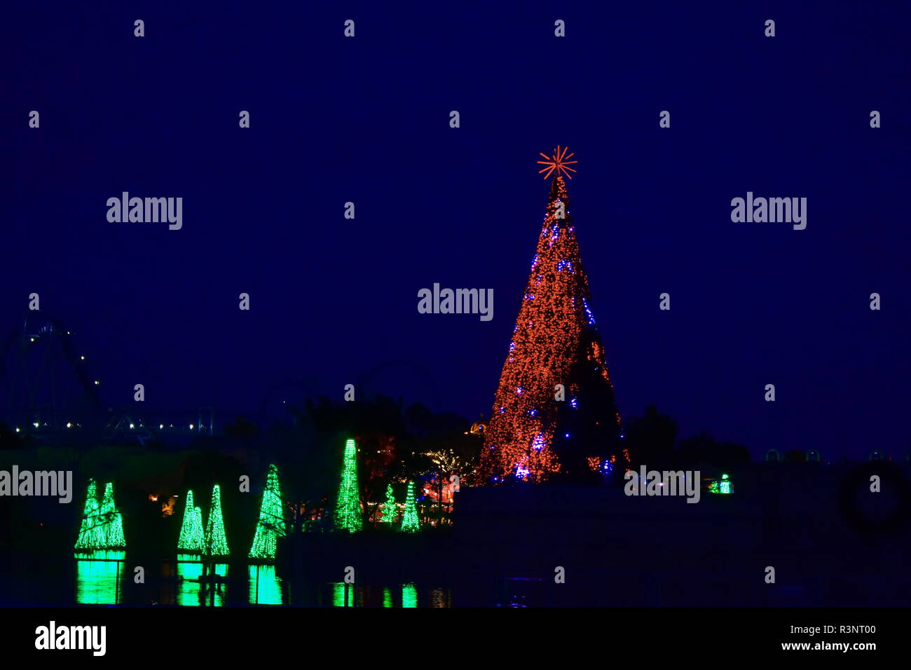 Eng Gewickelt Stockfotos Und Bilder Kaufen Alamy