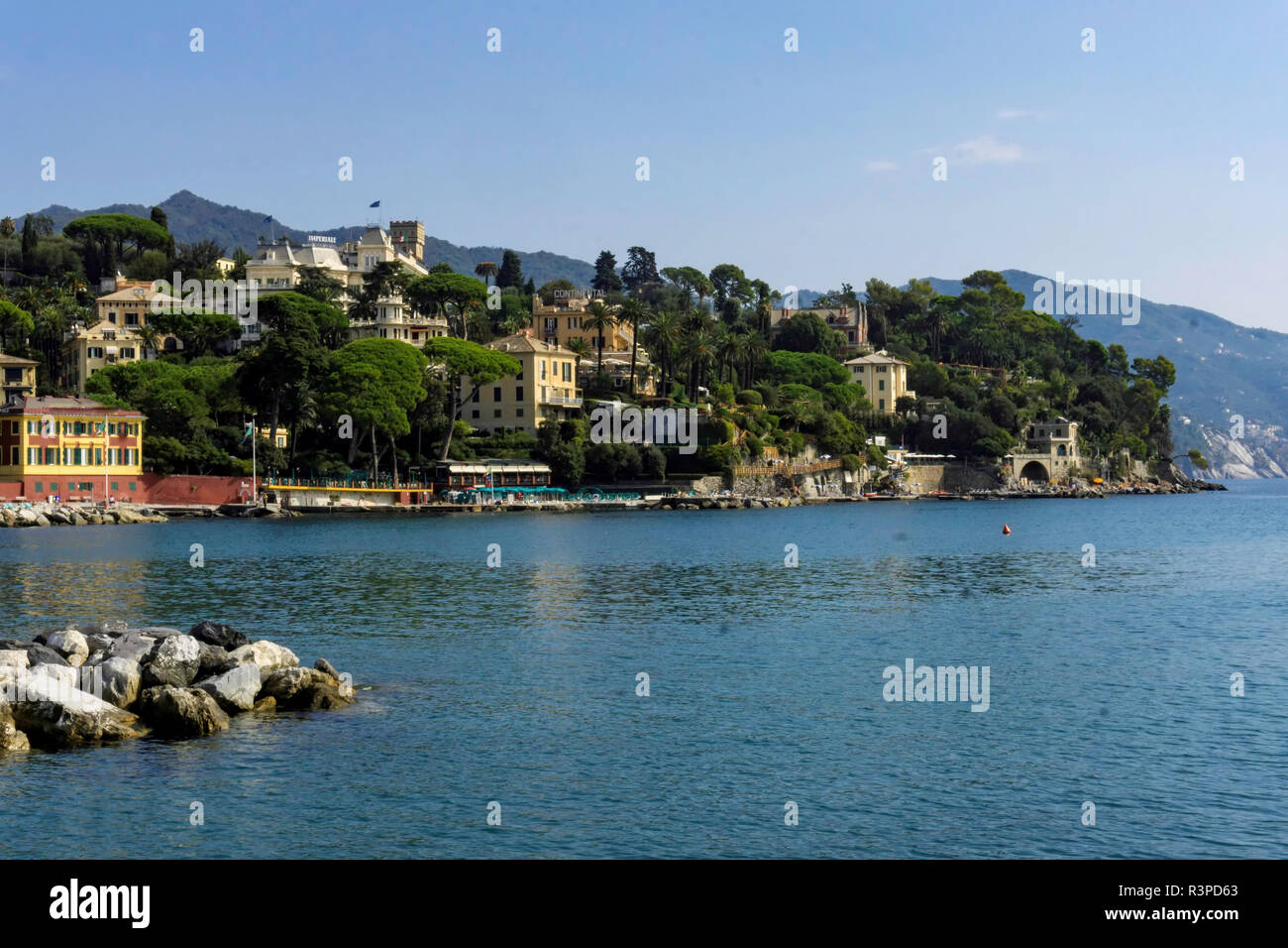 Die Bucht und der Eintritt in das Porto Santa Margherita in der Nähe von Portofino Italien Stockfoto