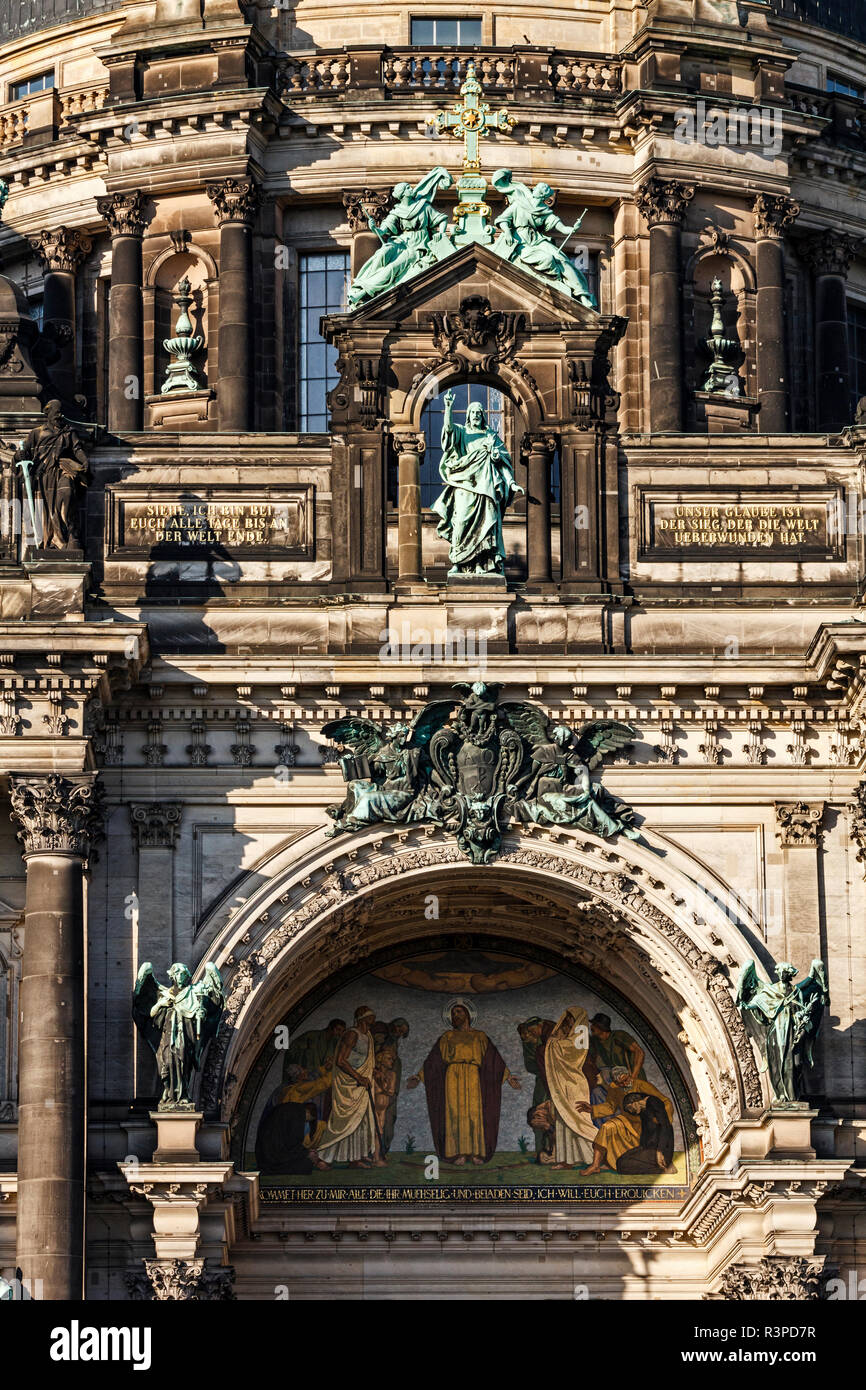 Berlin, Deutschland. Berliner Dom Lustgarten auf der Museumsinsel Stockfoto