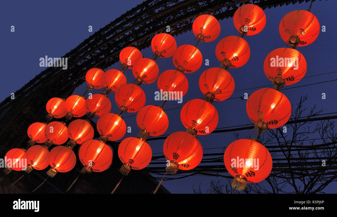Rote Chinesische Laternenlaternen Stockfotos und bilder Kaufen Alamy