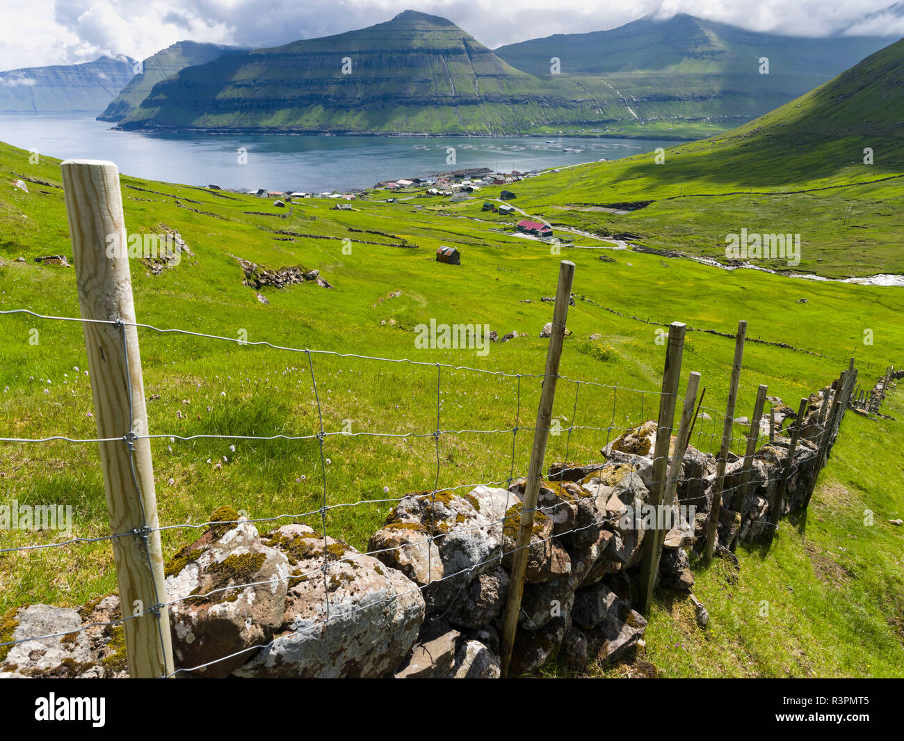 Dorf Oyndarfjordur. Nordeuropa : Dänemark Stockfoto