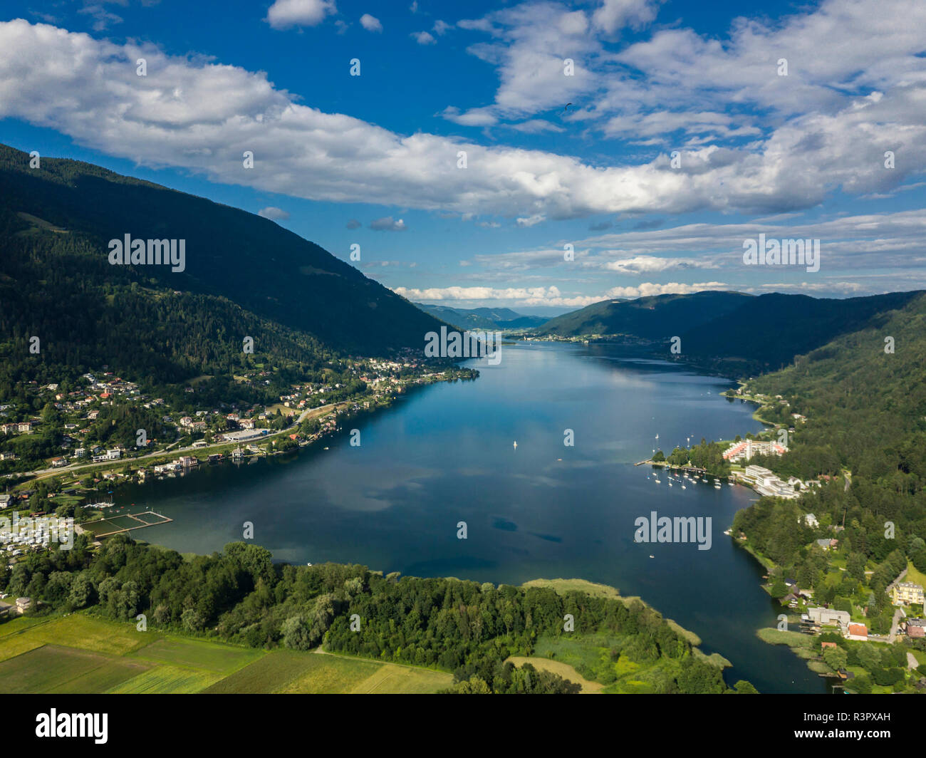 Österreich, Kärnten, Ossiacher Tauern, Villach, Landskorn Schloss über St. Andrae, Ossiacher See Stockfoto