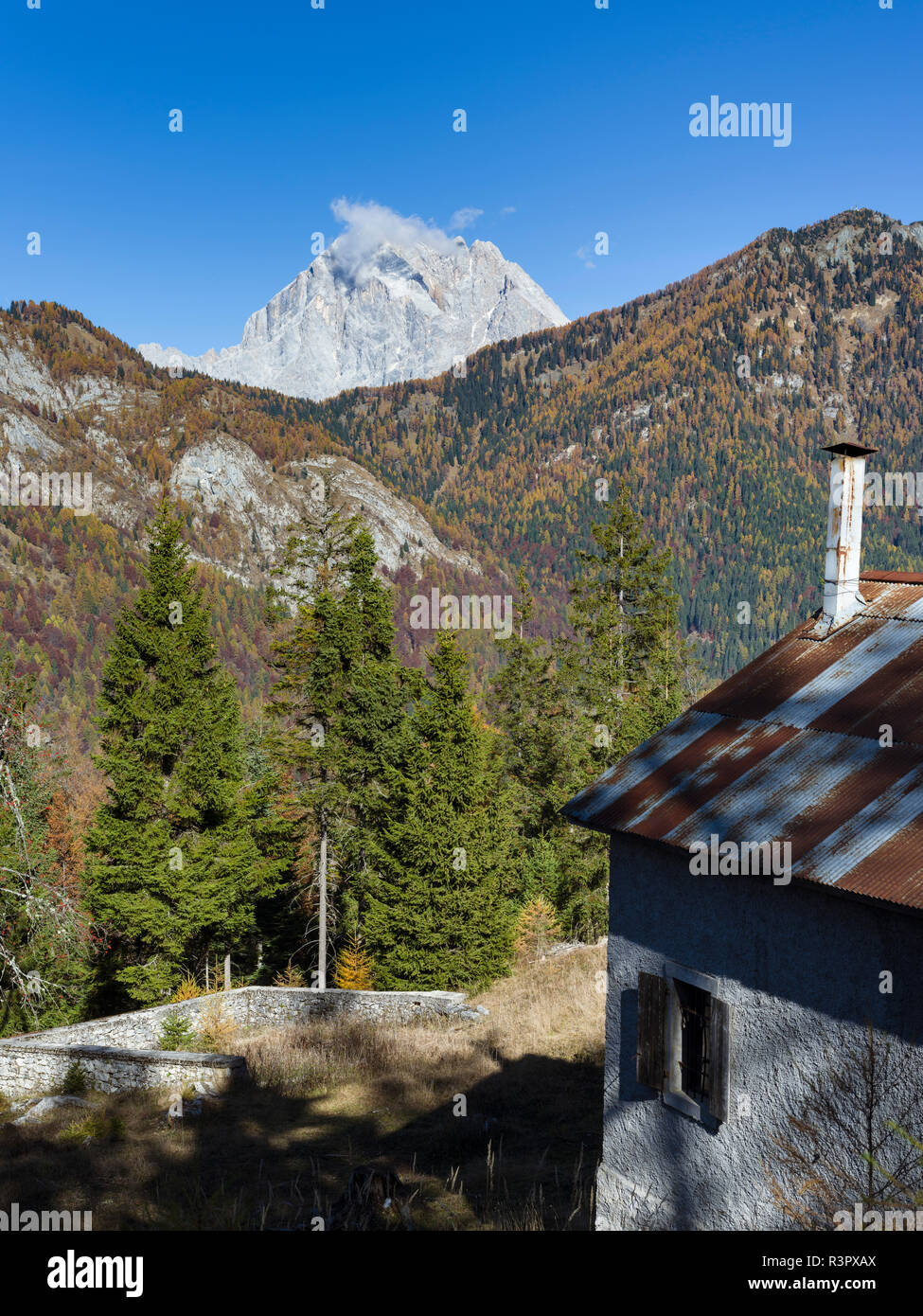 Monte antelao Fotos und Bildmaterial in hoher Auflösung Alamy