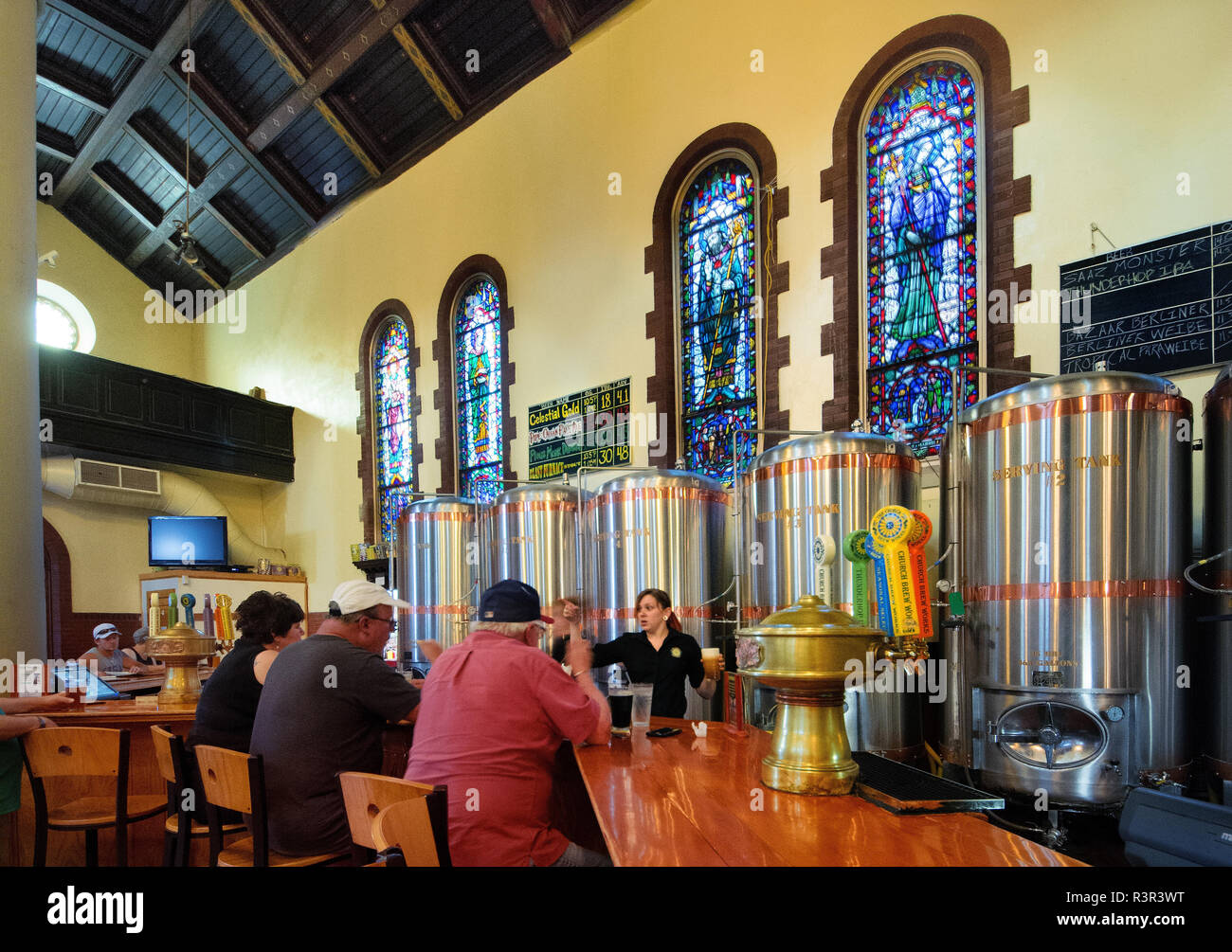 Die Kirche Brew Works ist ein Brauhaus in Pittsburgh, Pennsylvania, USA, in der Enge eines restaurierten Römisch-katholische Kirche (früher St. Johannes der Ba eingestellt Stockfoto