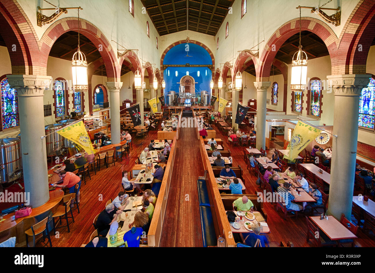 Die Kirche Brew Works ist ein Brauhaus in Pittsburgh, Pennsylvania, USA, in der Enge eines restaurierten Römisch-katholische Kirche (früher St. Johannes der Ba eingestellt Stockfoto