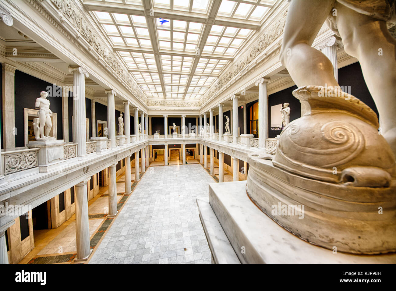 Die Halle der Skulptur an der Carnegie Museum, Pittsburgh, PA. Stockfoto