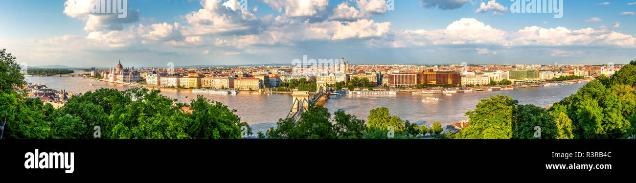 Ungarn, Budapest, Blick auf Pest von Buda, das Panorama Stockfoto