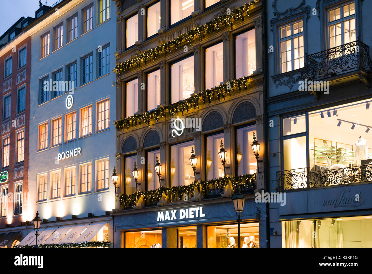 Deutschland, Bayern, München. Theatiner Straße Einkaufsviertel Stockfoto