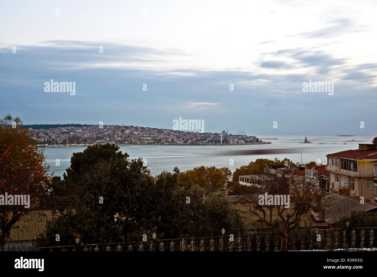 Istanbul Bosporus Stadtblick Stockfoto