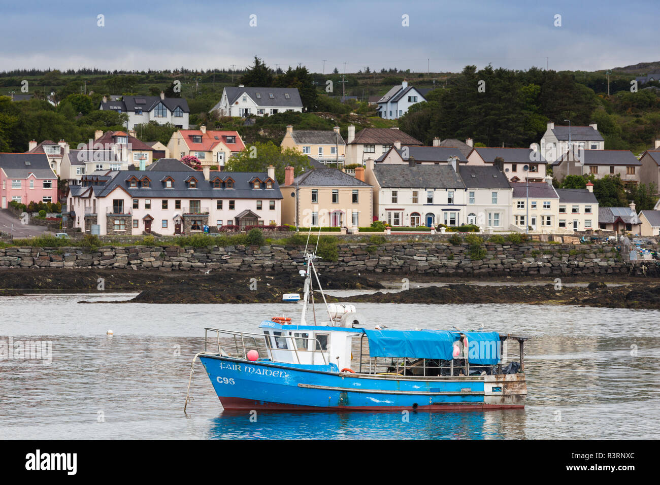 Irland, County Cork, Beara Halbinsel, Ring of Beara, Castletownbere, Hafen Blick Stockfoto