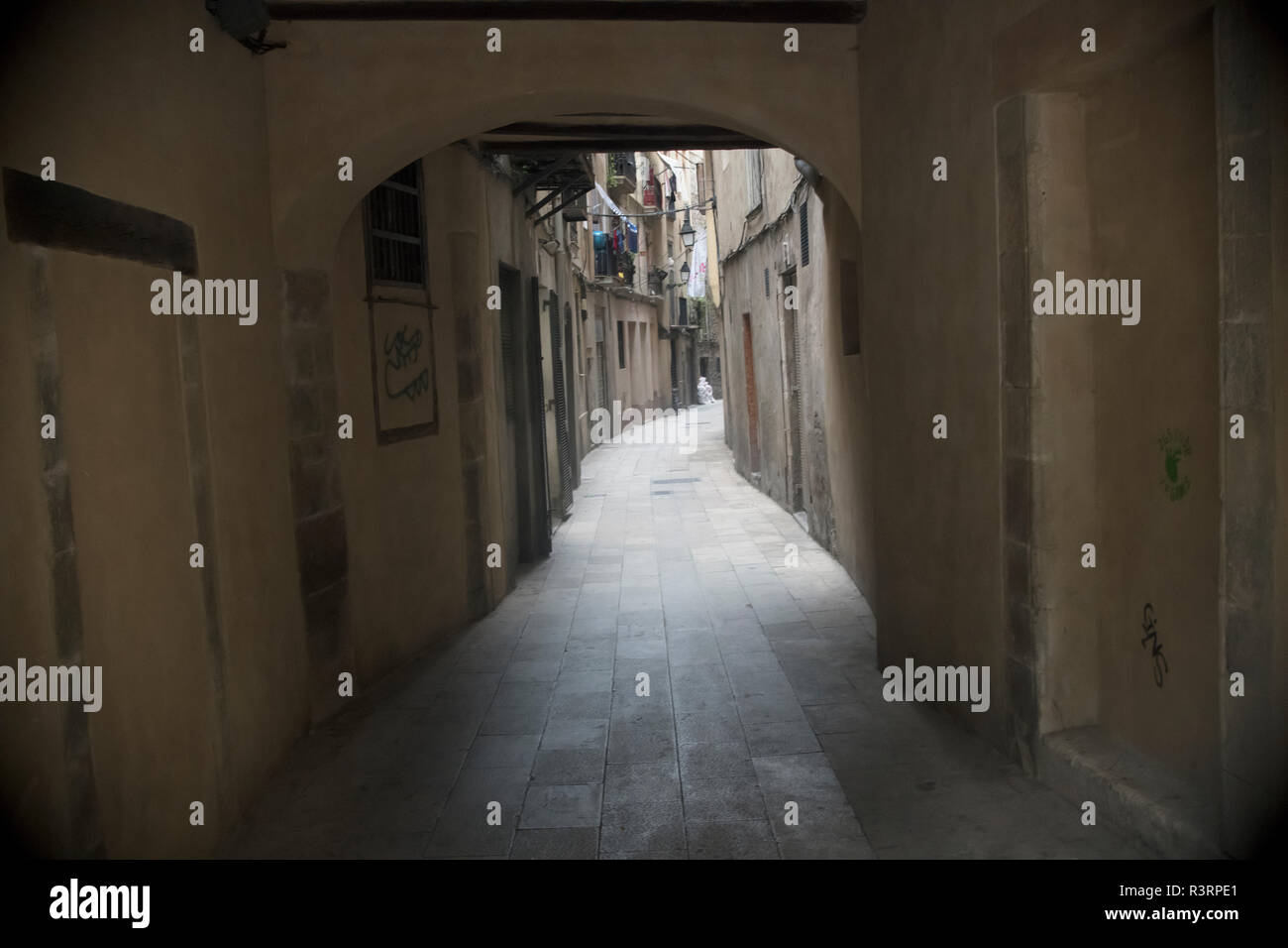 Straße im Gotischen Viertel von Barcelona Stockfoto