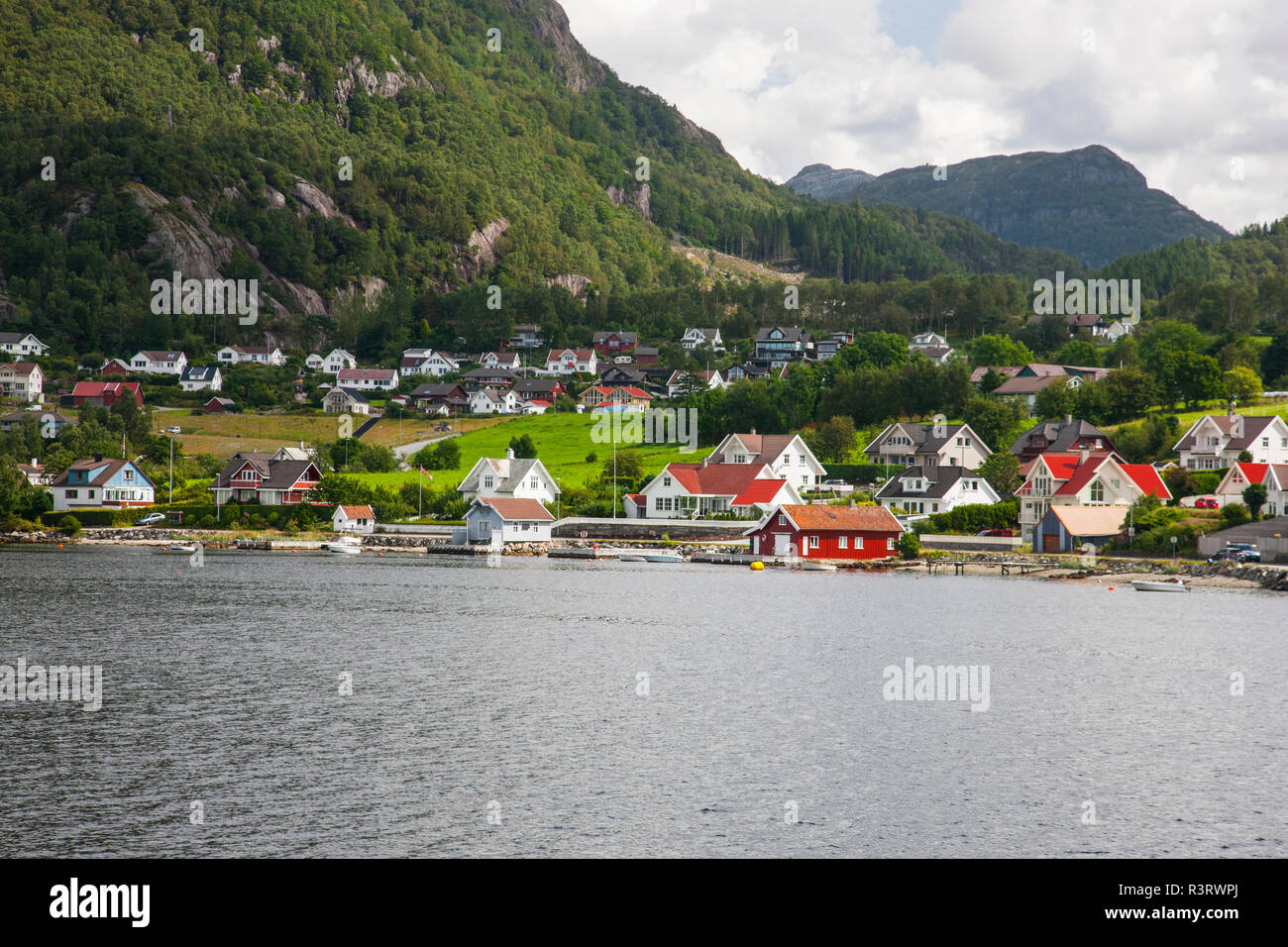 Resort Stadt außerhalb von Stavanger, Norwegen entfernt auf dem Weg zum Preikestolen Stockfoto