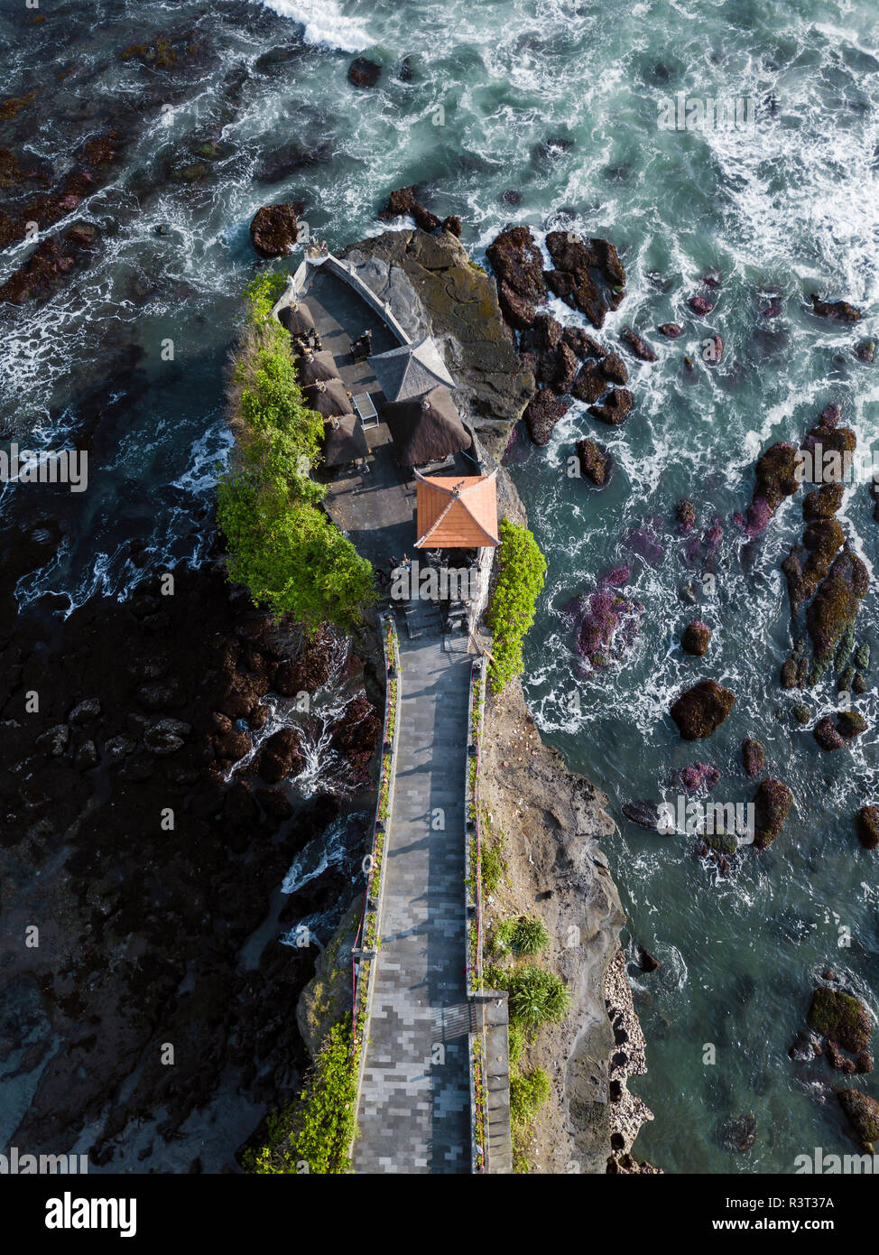 Indonesien, Bali, Luftaufnahme von Tanah Lot Tempel Stockfoto