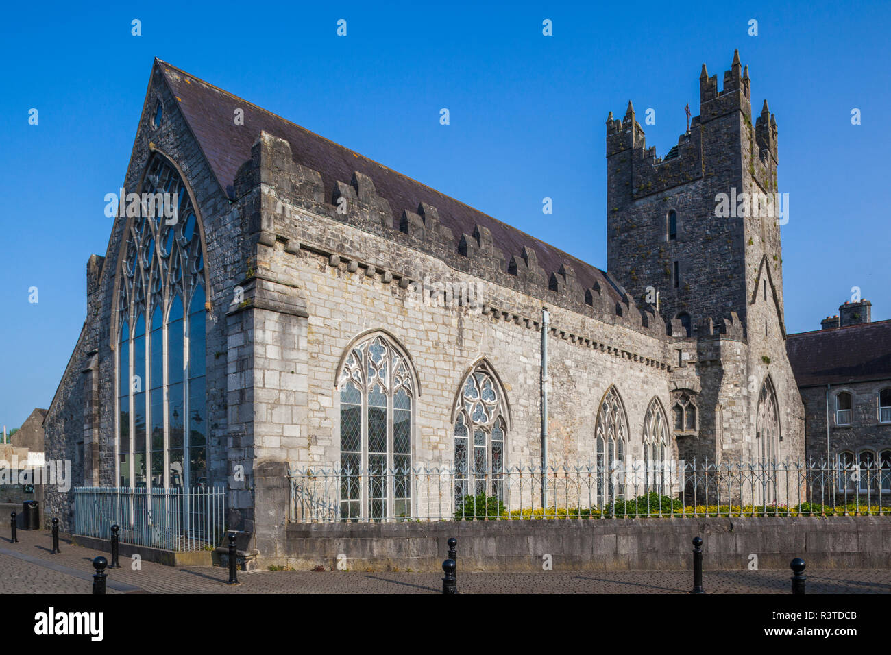 Irland, Grafschaft Kilkenny, Kilkenny City, The Black Abbey, außen Stockfoto