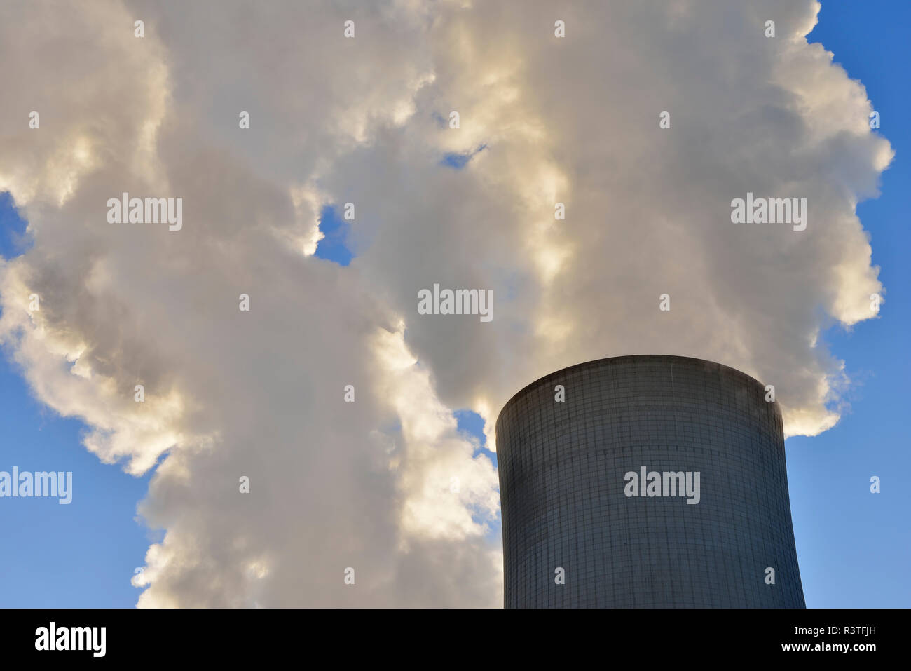 Deutschland, Nordrhein-Westfalen, Bergheim-Niederaußem, Kraftwerk Niederaußem Stockfoto