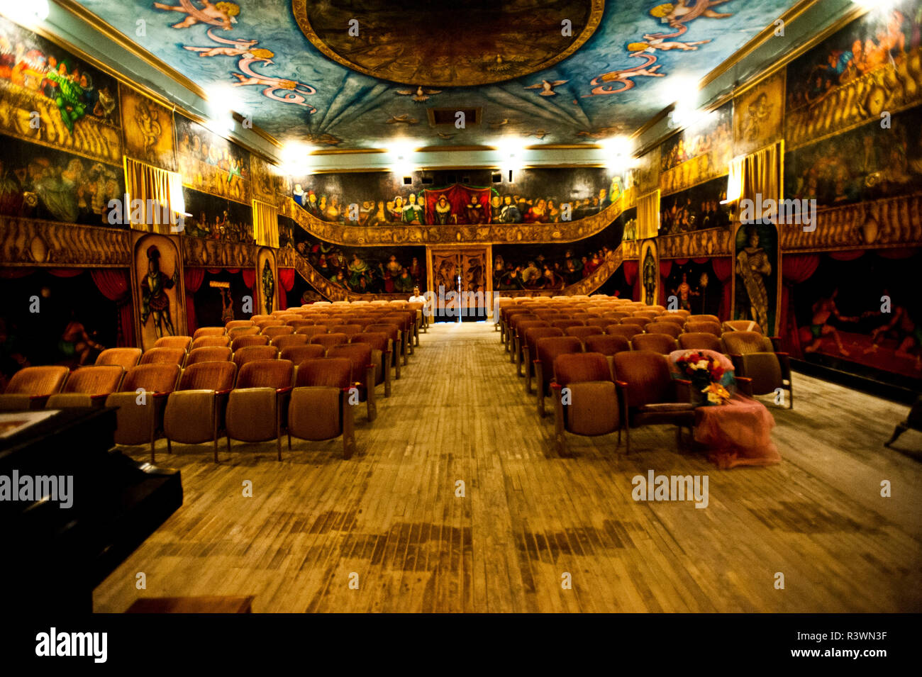 USA, Kalifornien. Death Valley Junction, Armargosa Opernhaus Saal (Redaktionelle nur verwenden) Stockfoto