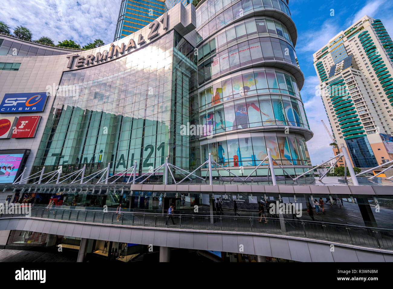 BANGKOK, THAILAND - AUGUST 01: Dies ist Stift 21 Shopping Mall ein beliebtes Einkaufszentrum und touristisches Ziel in der Innenstadt am August 01, 20. Stockfoto