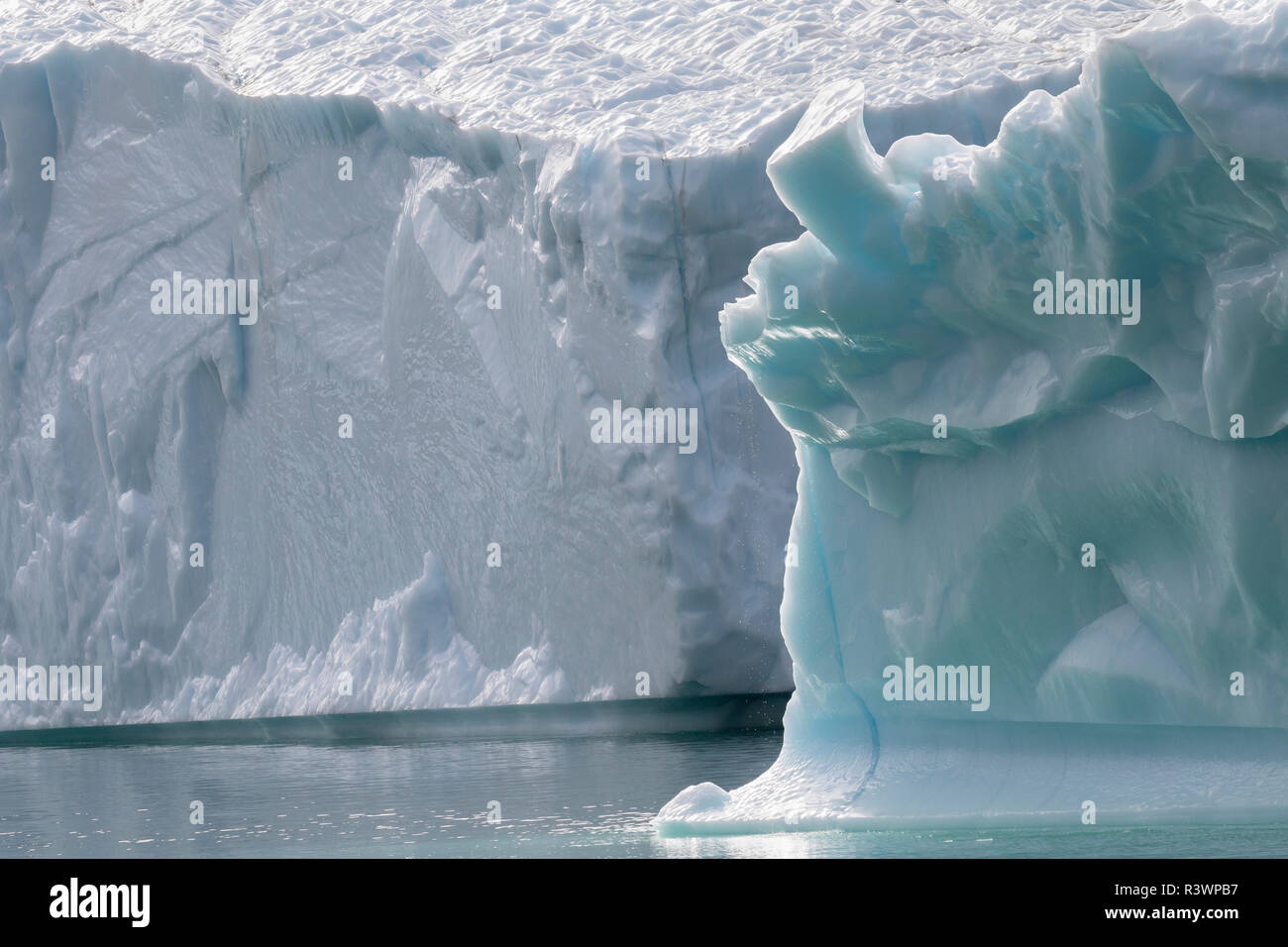Eisberge in den Fjorden des südlichen Grönland, Dänemark driften Stockfoto