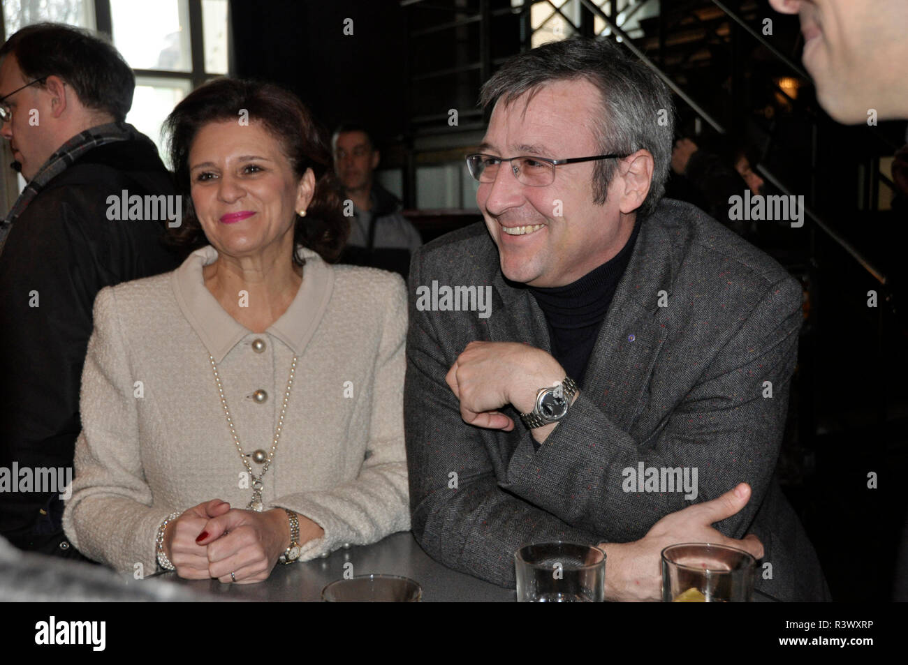 FDP Mitglied des Parlaments Doris Fiala und Andreas Tuerler, ehemaliger Leiter der industrielle Sektor in Zürich City Stockfoto