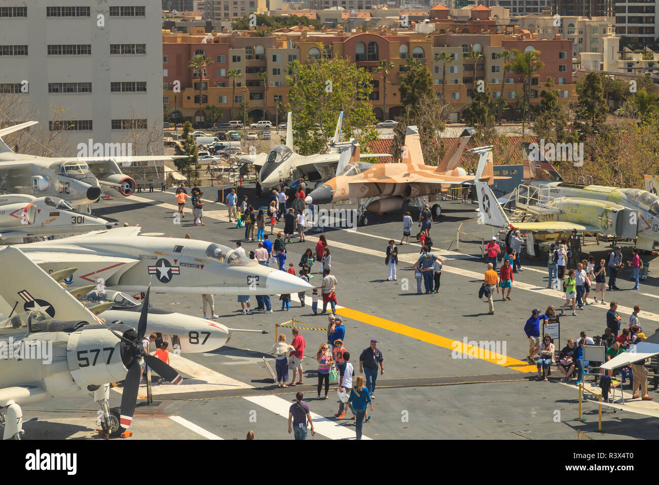 Flugzeugträger USS Midway Museum liegt am Hafen von San Diego, Kalifornien, USA Stockfoto