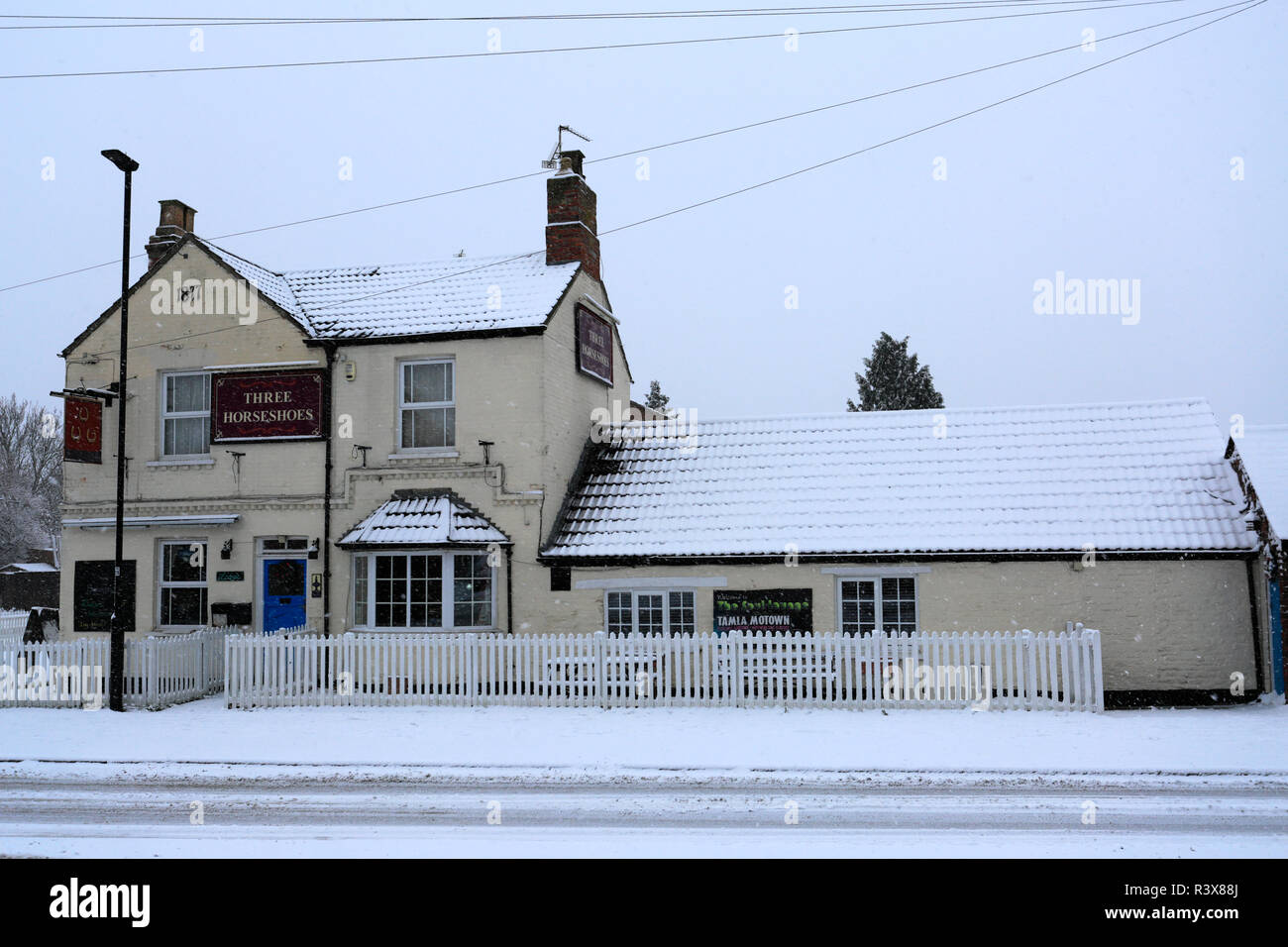 Das Three Horseshoes Pub, Church Street, Werrington Dorf, Cambridgeshire, England, Großbritannien Stockfoto