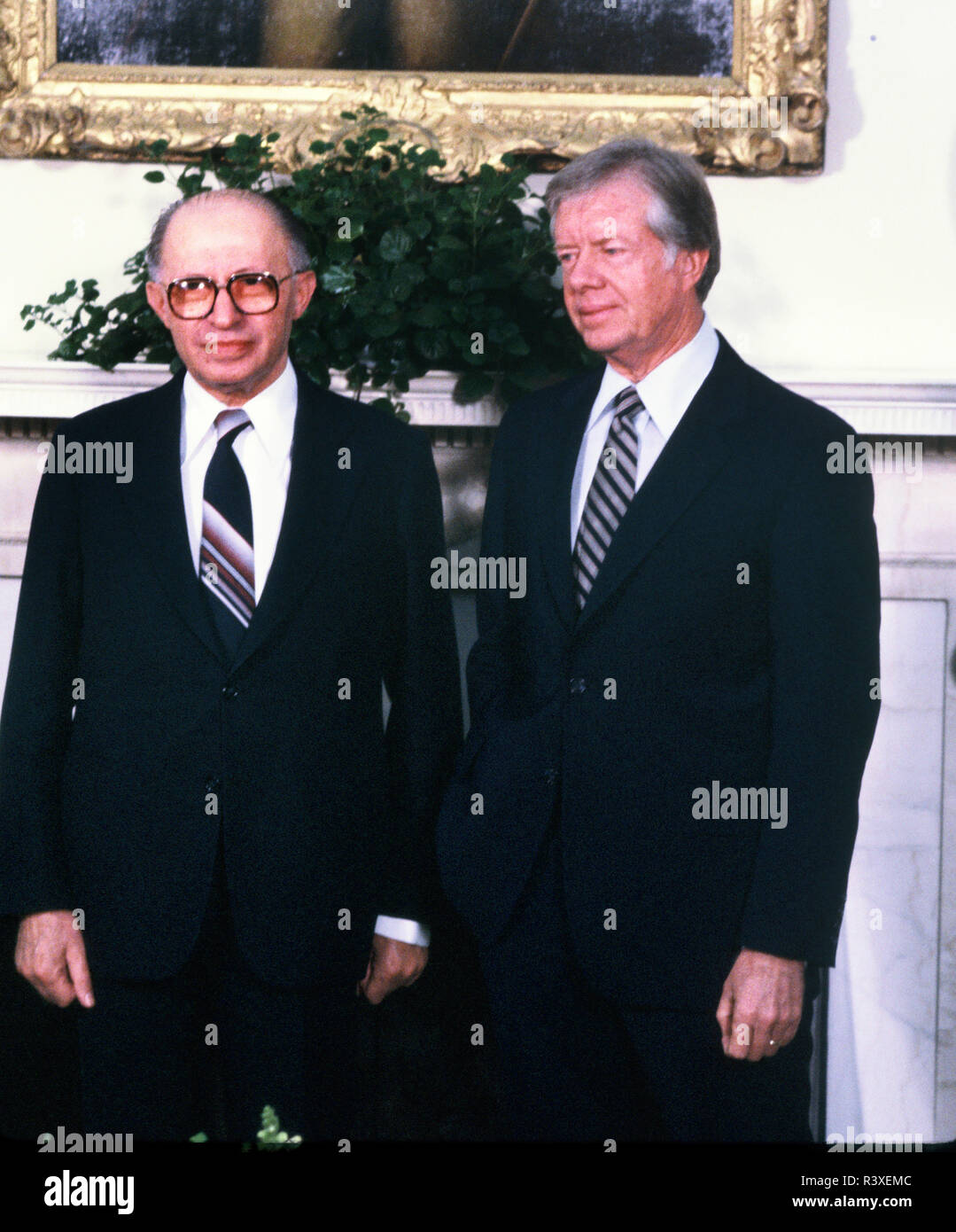 November 1980: Menachem Begin und Präsident Jimmy Carter im Oval Office des Weißen Hauses. Stockfoto