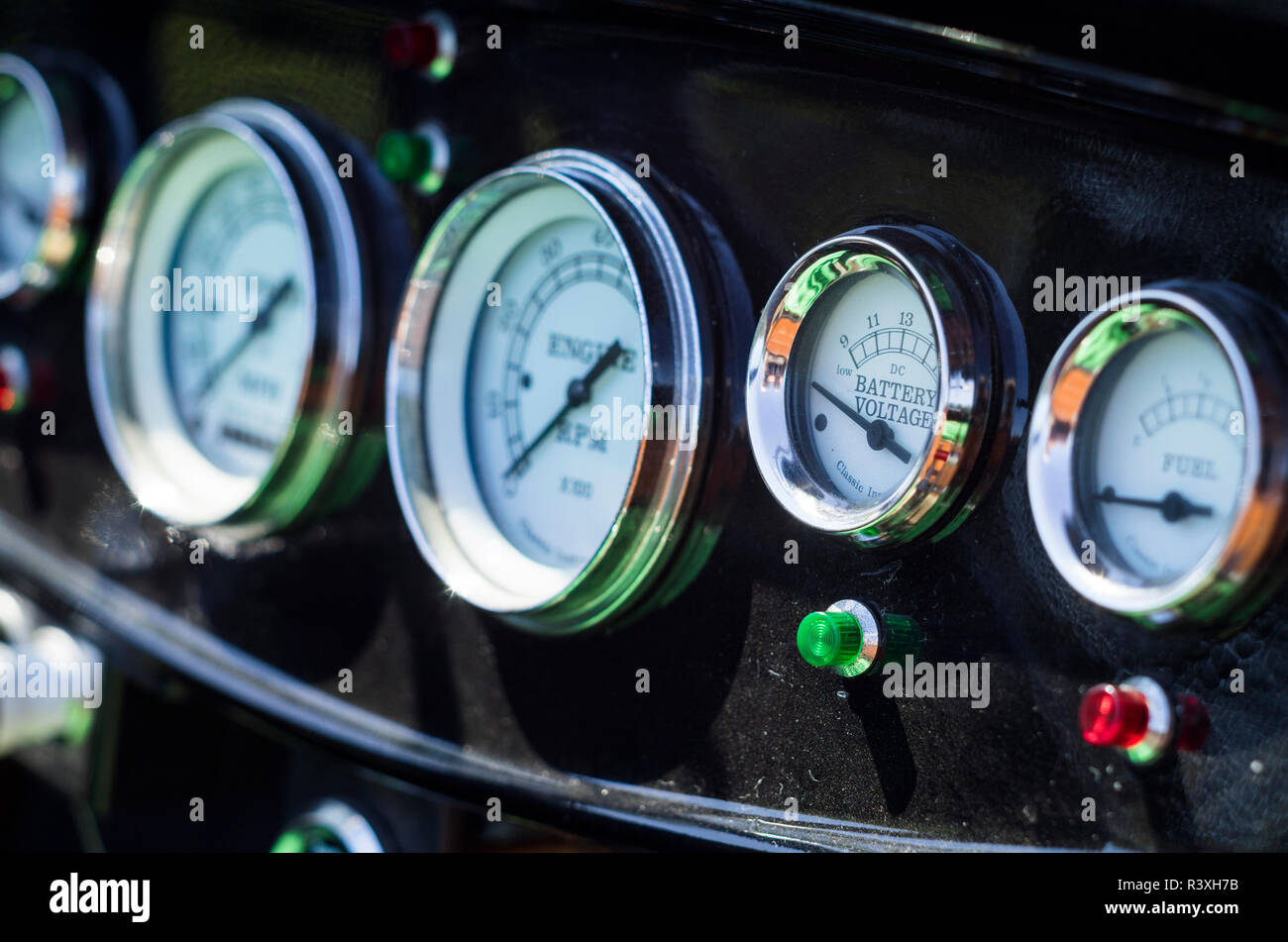 USA, Massachusetts, Cape Ann, Gloucester, Oldtimer, Hot Rod Auto Instrument detail Stockfoto