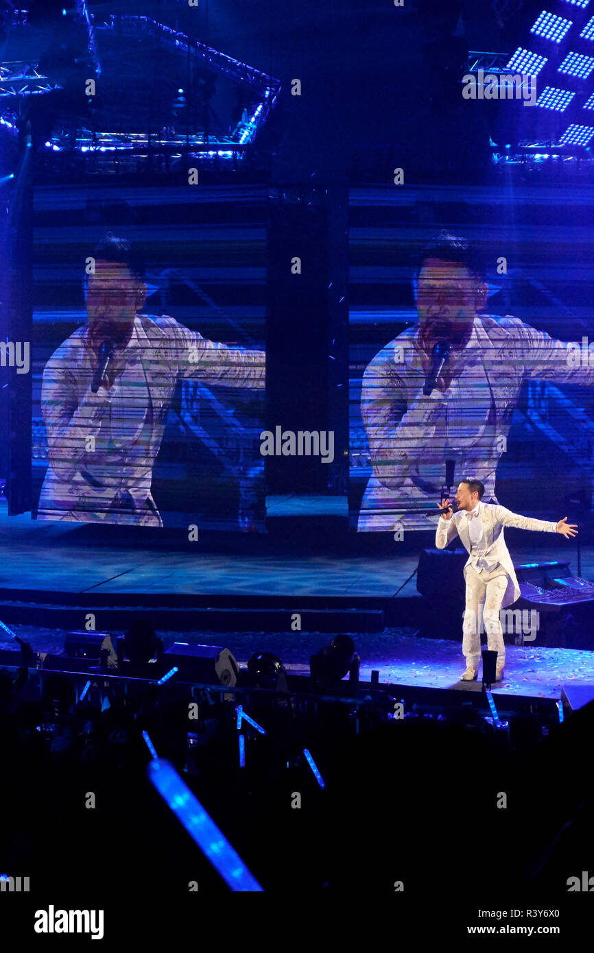 London, UK, 23. November 2018. Jacky Cheung Konzert in der SSE-Arena, Wembley als Teil eines Classic Tour. Credit: Calvin Tan/Alamy leben Nachrichten Stockfoto