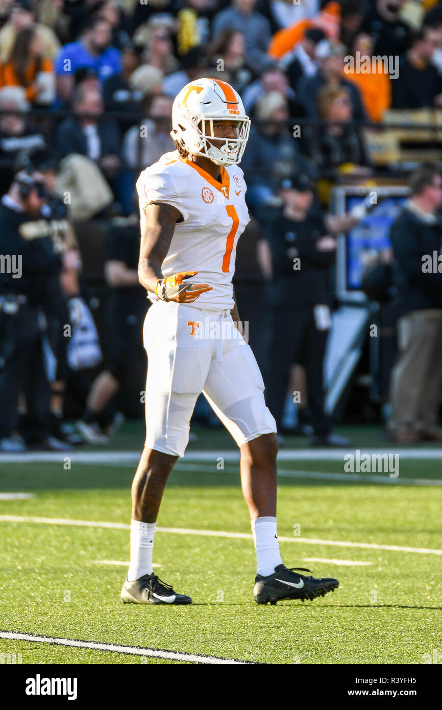 Nashville. 24 Nov, 2018. Marquez Callaway (1) während des Spiels zwischen den Tennessee Volunteers und die Vanderbilt Commodores bei Vanderbilt Stadion in Nashville. TN. Thomas McEwen/CSM/Alamy leben Nachrichten Stockfoto